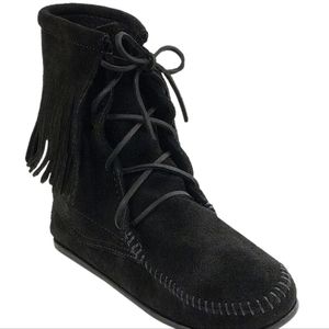 Minnetonka Fringe Tramper Boot